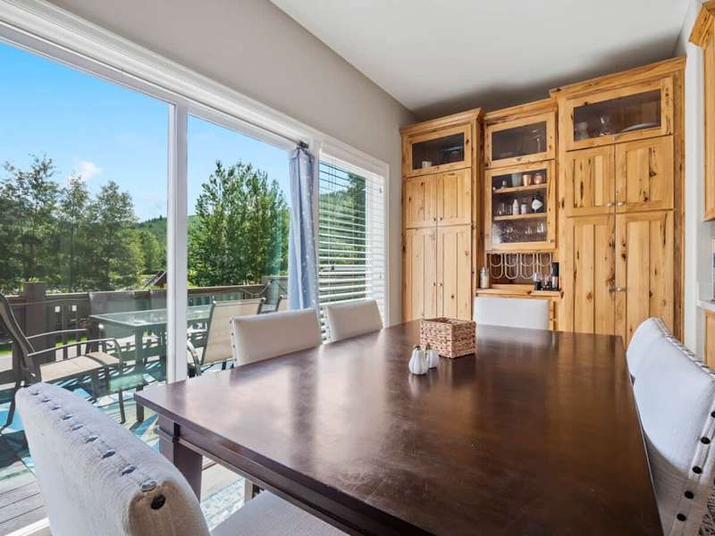 The Eagle's Nest, ski, tennis, golf