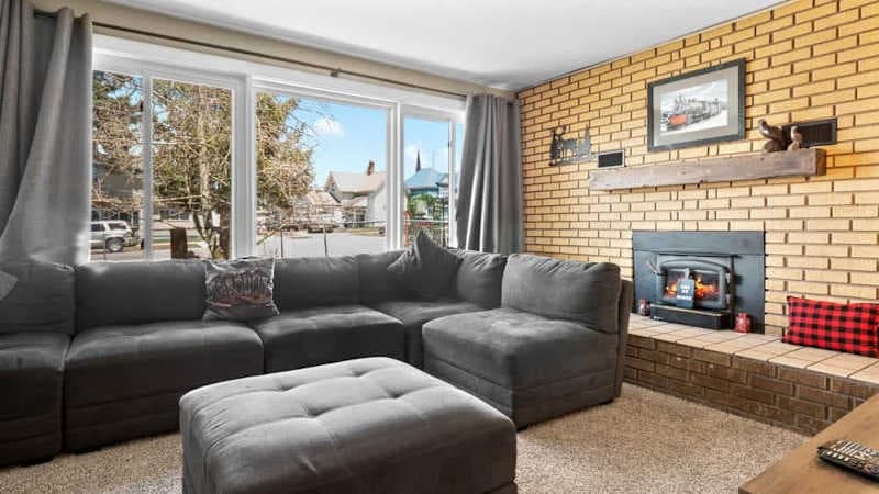 3BR + Hot Tub | Walk Harrison Ave | Dogs OK
