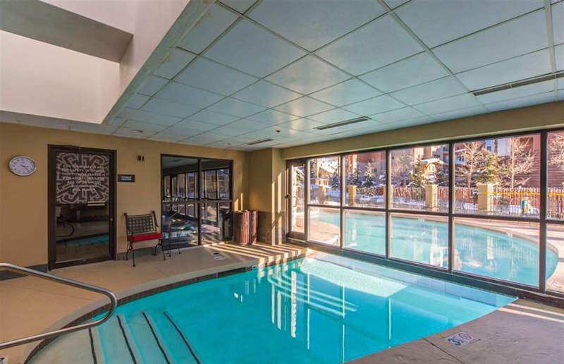 Grand Lodge CB #518 — Remodeled Ski-In/Out, Hot Tub, Pets